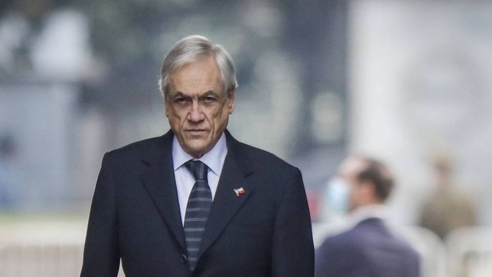 Sebastián Piñera, expresidente de chile, muere en un accidente de helicóptero.