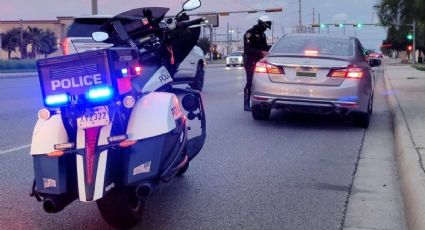 Policía de Laredo 'tacleará' a conductores ebrios el domingo de Super Bowl