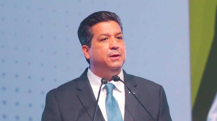 INE aprueba registro de Cabeza de Vaca pese a estar prófugo y vivir en EU