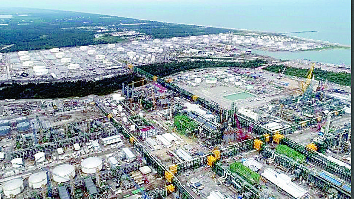 Producirá gasolina Dos Bocas en abril: AMLO