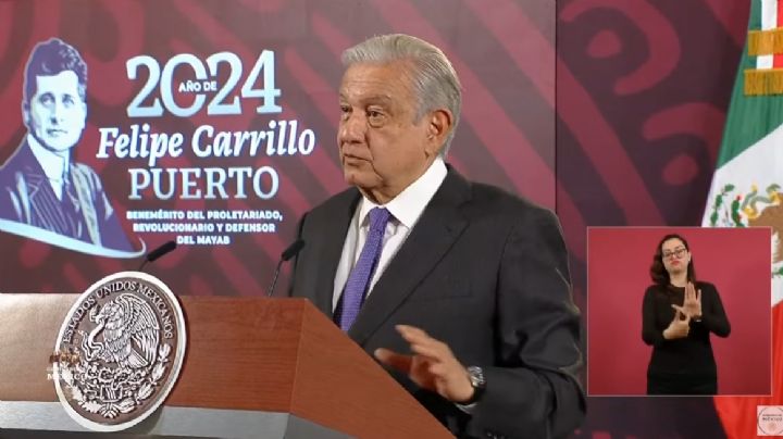 AMLO confirma desaparición de 2 agentes de la FGR que ayudan en caso Ayotzinapa
