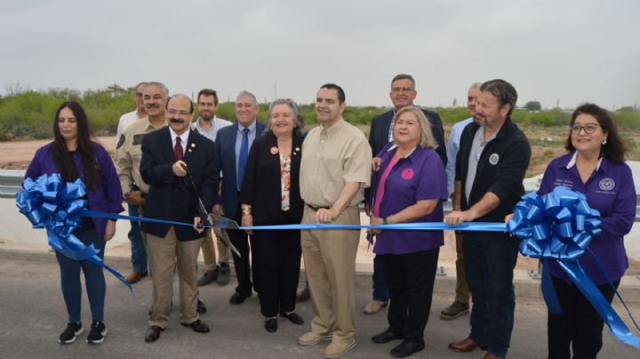 Inaguran puente "Welsh", obra de 530 mil dólares, al este de Laredo