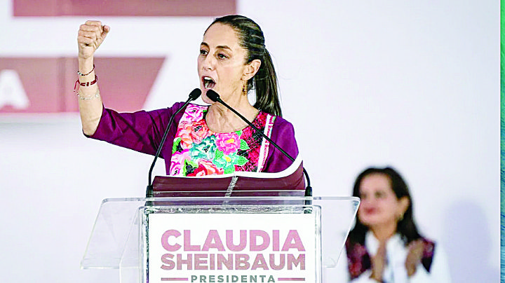 Vicente Fox y Felipe Calderón Hinojosa robaron riqueza de la nación: Claudia Sheinbaum