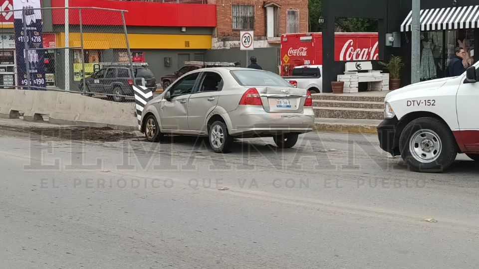 Una ligera distracción casi le cuesta la vida a la mujer que fue auxiliada por los propios vecinos de la zona