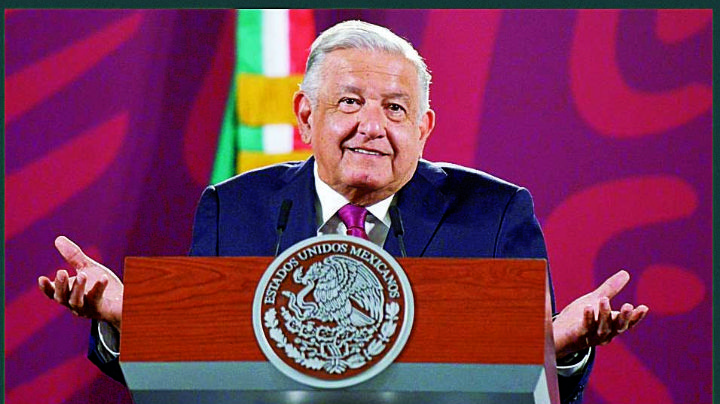 Ultraderecha global atrás de guerra sucia, acusa AMLO
