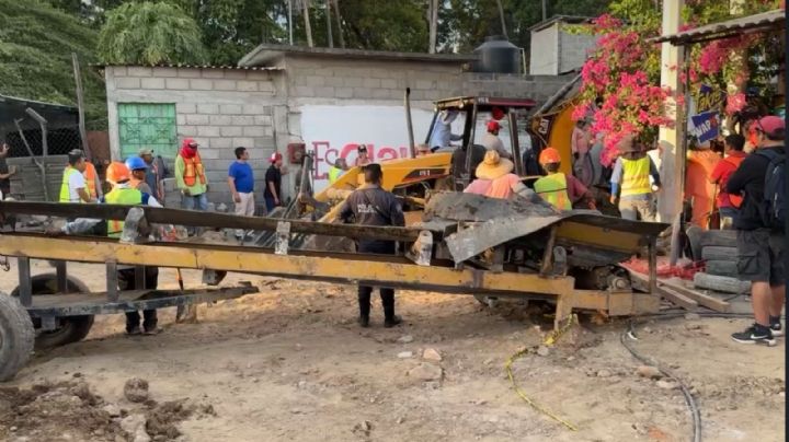Tragedia en Oaxaca: dos trabajadores quedan sepultados a 8 metros bajo tierra en obra