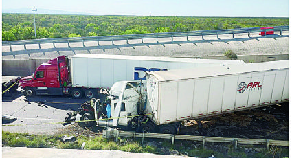Vía libre a Nuevo Laredo es ‘un tramo mortal’; piden adecuaciones para evitar accidentes