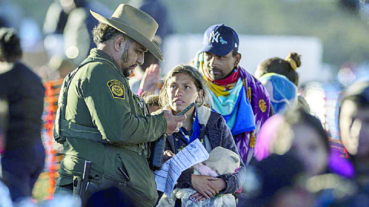 Bloquean ley que criminaliza a los migrantes