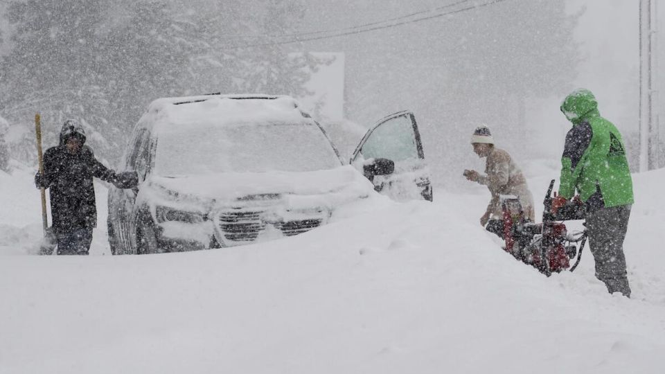 Mientras gran parte de México se cocina con altas temperaturas, un sistema frío congela a toda california