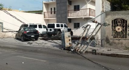 Nuevo Laredo: automovilista choca contra poste y derriba transformador; deja a vecinos sin luz