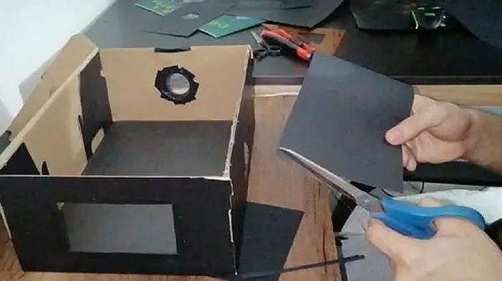Elabora un proyector con una caja de cartón para poder ver el eclipse de forma nítida y segura