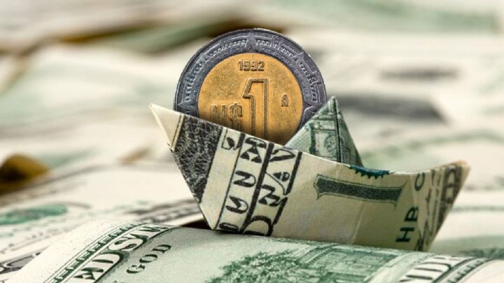 Superpeso se mantiene invencible en la frontera: dólar 16.00 a la compra, 17.00 a la venta
