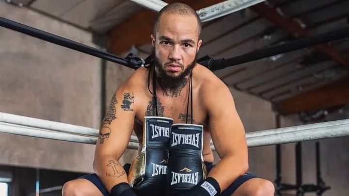 Patricio Manuel era mujer y se operó para boxear contra hombres; lo noquean al segundo 21