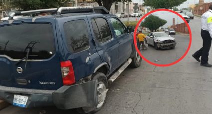 Por falta de cuidado conductor causa aparatoso choque en la colonia Hidalgo