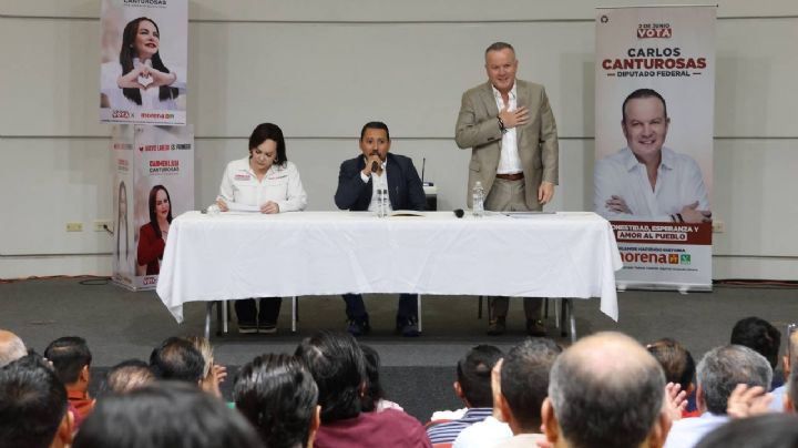 Constructores respaldan a  Carlos Canturosas Villarreal