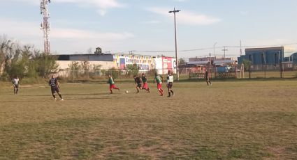 Golea Saavedra FC al deportivo Lyan en la Liga Veteranos Independiente de Nuevo Laredo