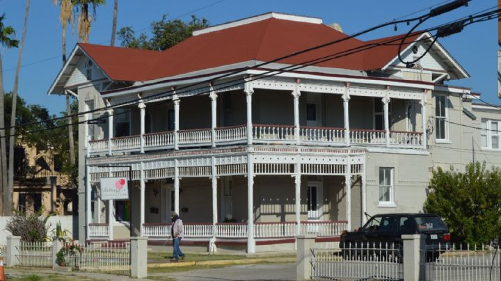 Rescatarán expertos el primer cuadro de Laredo