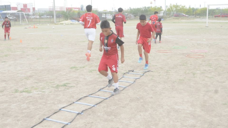 Los jugadores se preparan intensamente para sus próximos compromisos