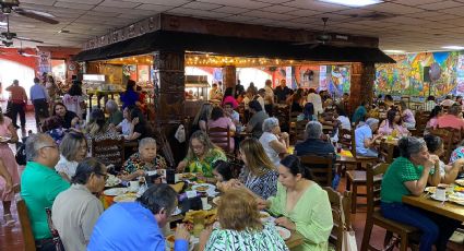 Nuevo Laredo: consienten a mamá y llenan restaurantes