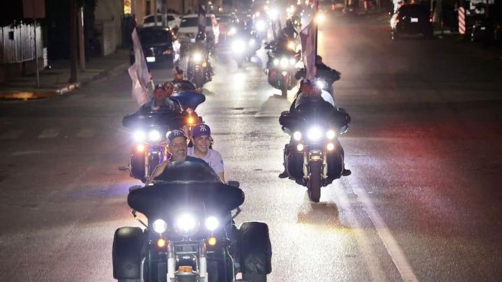 Yahleel Abdala recorrió Nuevo Laredo en moto y reafirmó sus propuestas de campaña