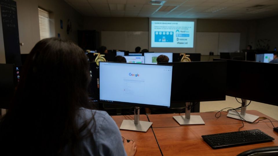 Laredo College ofrecerá curso de Administración de Redes a bajo costo