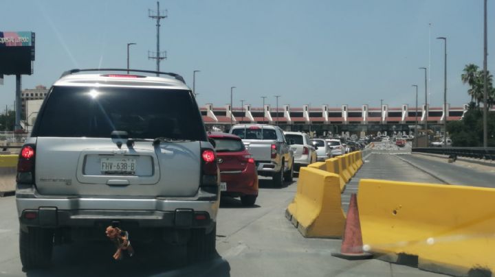 Puentes internacionales lucen saturados por trabajos en Laredo; tome su tiempo para cruzar
