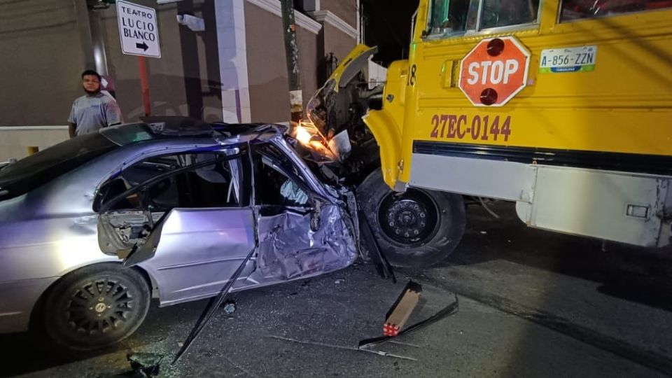 Ambas unidades quedaron completamente destrozadas tras el accidente