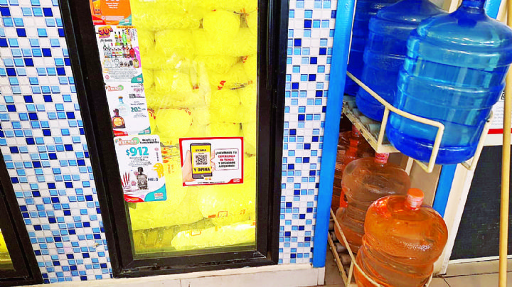 Aumenta venta de hielo, agua y cerveza en Nuevo Laredo por tercera ola de calor