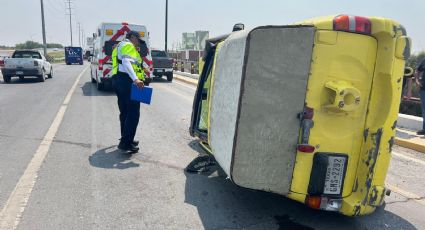 Nuevo Laredo: joven vuelca su camioneta en Bulevar Colosio