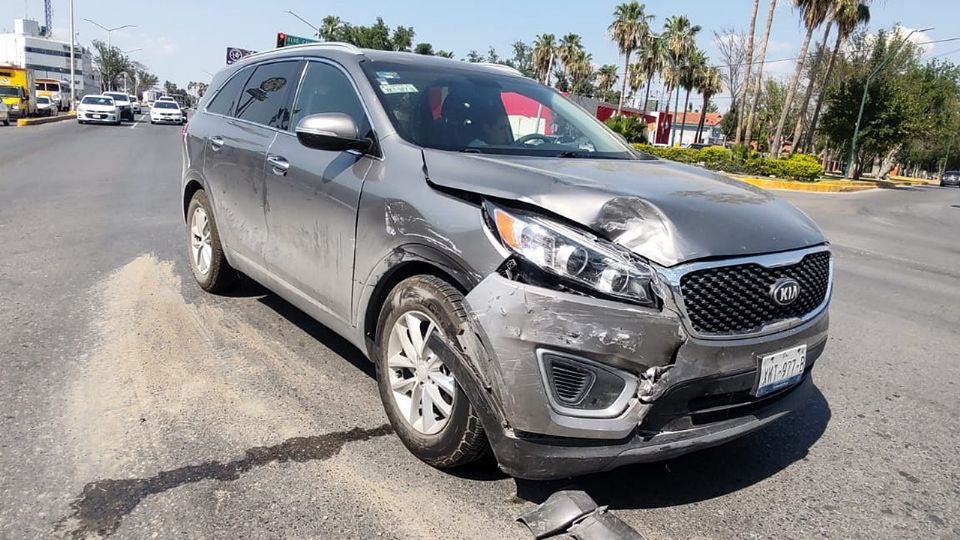 Accidente en cruce de Paseo Colón