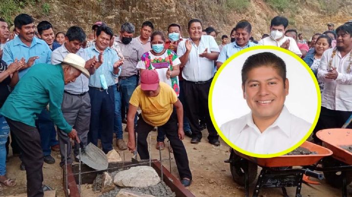 Hombres armados 'levantan' a alcalde en Guerrero durante evento público