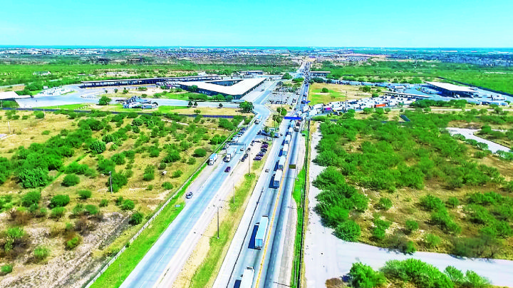 Joe Biden da permiso para ampliar Puente del Comercial Mundial