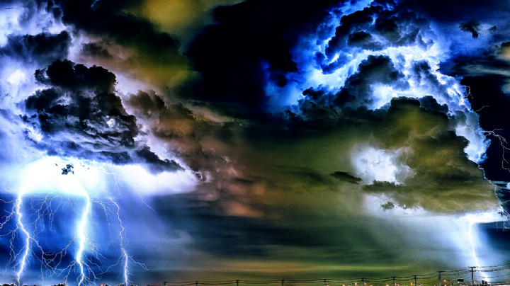 Pronostican lluvias, pero se mantiene calor en los Laredos