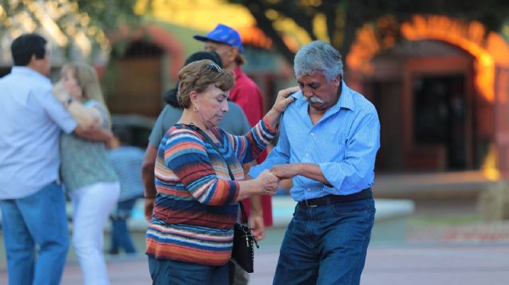 Promueven activación de adultos mayores con concurso de danzón 2024