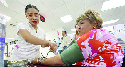 Hacen jornada médica entre alumnos de UT