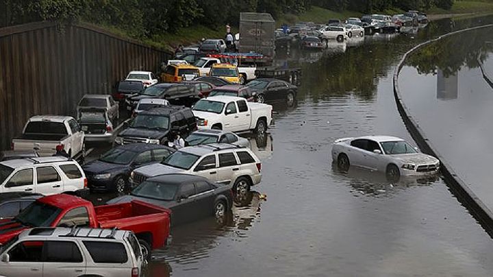 'Se siente como un horno': 2 millones de texanos sin luz por Beryl enfrentan onda de calor