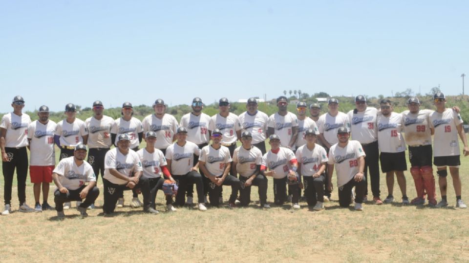 El deportivo 30-30 sigue imponiendo su ley en el diamante