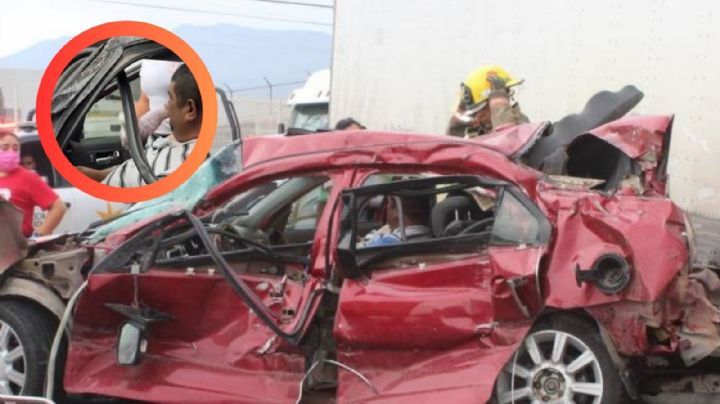 Tráiler se descarrila y dos hombres quedan prensados; están gravemente heridos