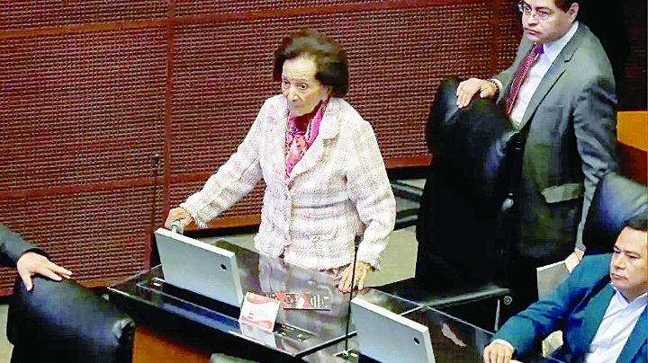 Ifigenia Martínez será líder en San Lázaro