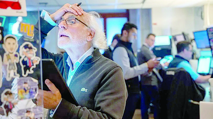 Temor a recesión en EU ‘tumba’ Bolsas