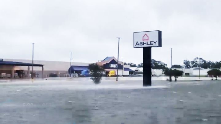 Huracán Francine impacta Luisiana en categoría 2; hay inundaciones y 64 mil hogares sin luz