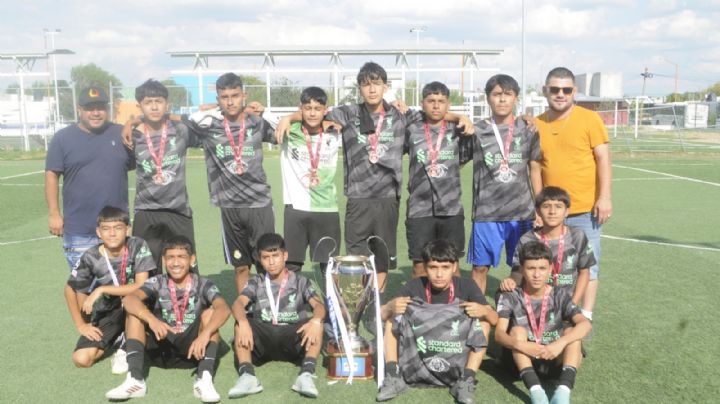 ¡Bien merecido!: conquista deportivo García el campeonato en Villas de San Miguel