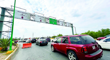 Trae asueto megafilas a Puente Internacional II de Nuevo Laredo