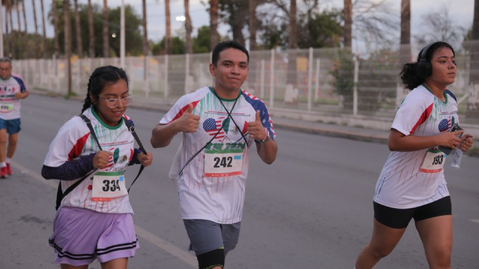 Más de 500 corredores participaron en la 'La Carrera de las Fronteras'