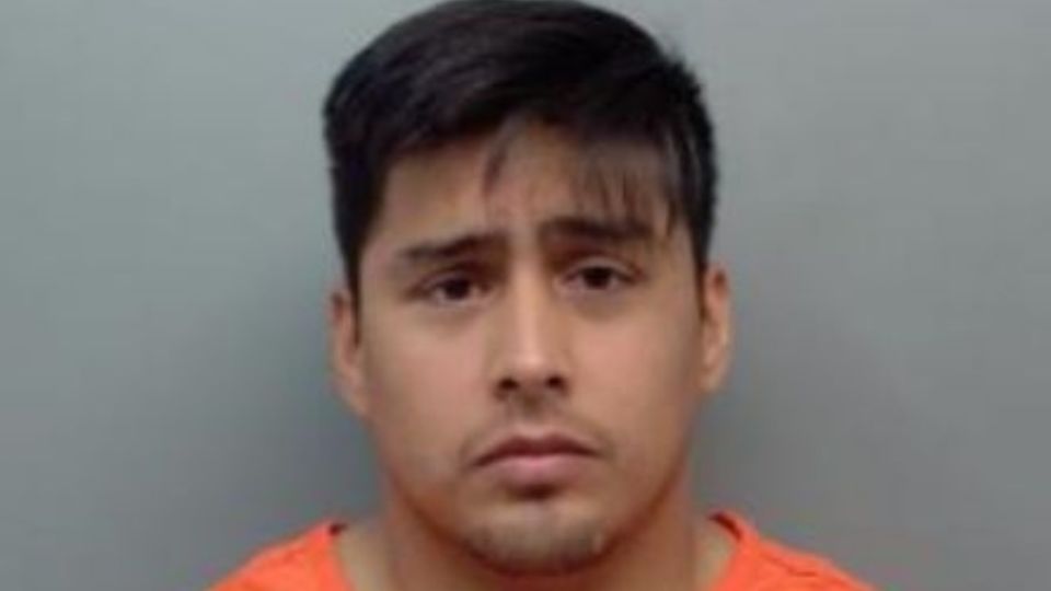 El ex alguacil del Condado de Webb fue detenido por la Policía de Laredo