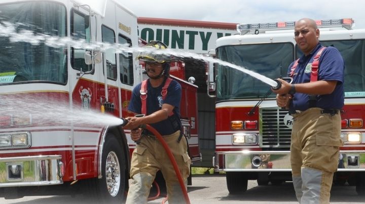 Condado de Webb se refuerza con nuevas apagadoras para el Departamento de Bomberos