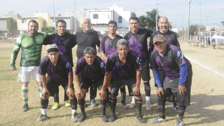 Aullan Lobos Negros en la Liga Colosso Independiente