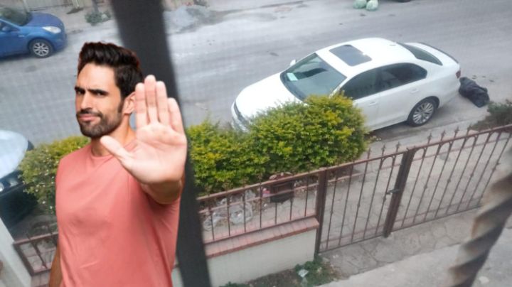 Estacionaron un carro frente a mi cochera, ¿qué puedo hacer y a quién debo llamar?