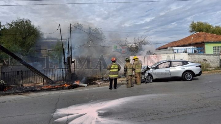 Abogado choca contra poste en colonia Ferrocarrilera; casi provoca incendio