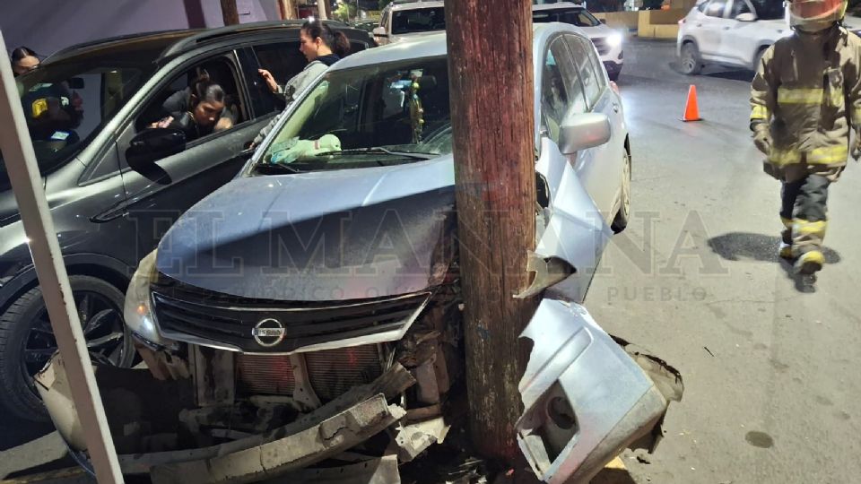 La imprudencia y un descuido fueron los causantes de este aparatoso accidente en el sector centro de la ciudad